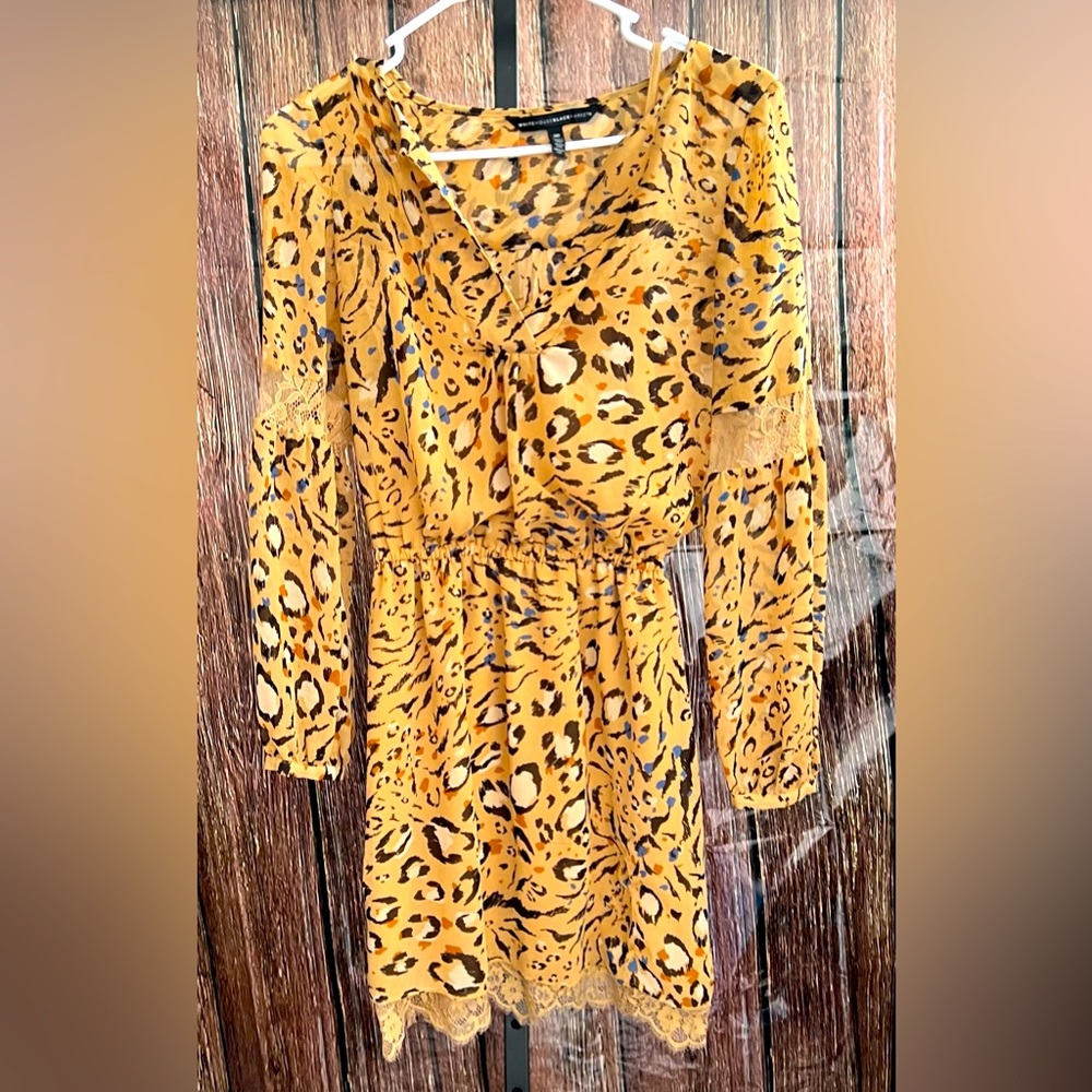 GUB White House Black Market Dress
